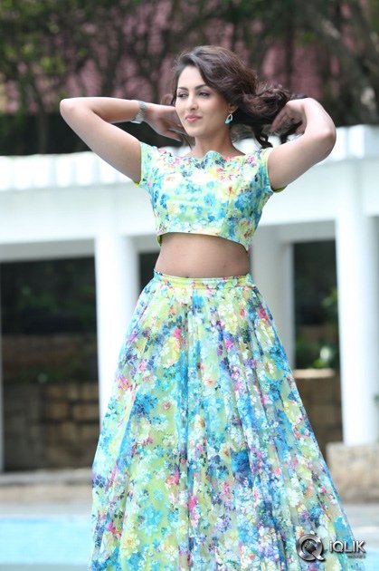 Madhu-Shalini-at-Cheekati-Raajyam-Movie-Audio-Launch